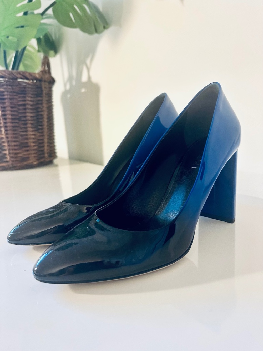 M. Gemi The Lustro 90mm Black & Blue Ombre Heels M. Gemi · Size: 9.5 (40.5)